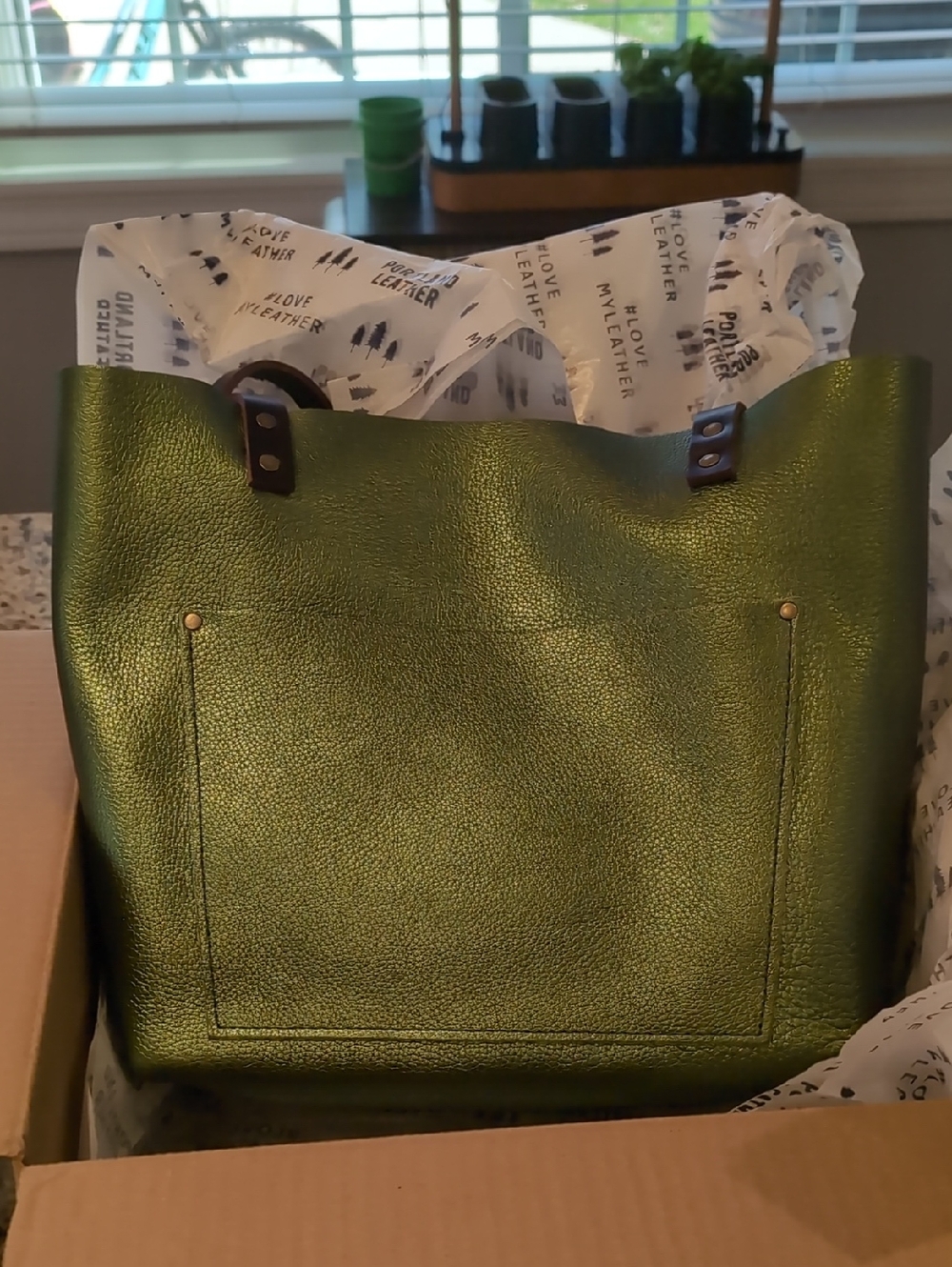Portland Leather Classic Large Tote - Metallic Greench